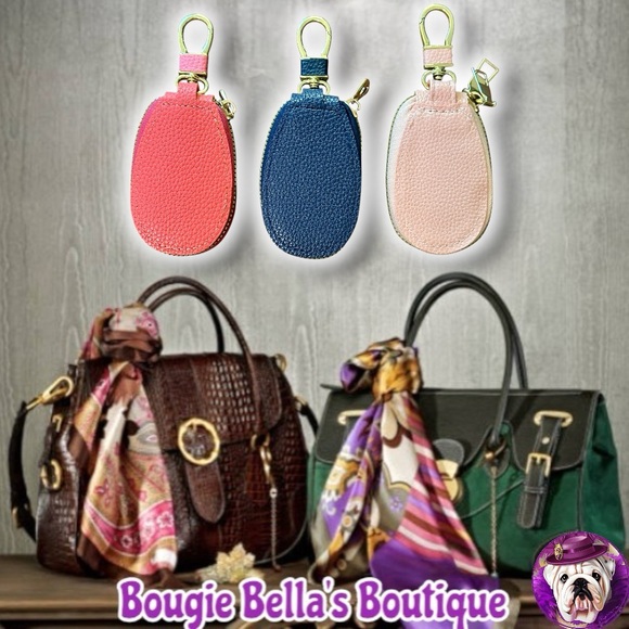 Hello Kitty Adorable Key Pouch Bag Charm Key Chain 🐱 - NEW - Picture 2 of 4